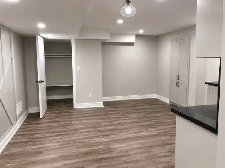 Studio Basement Near Dixie Rd and Mayfield Road