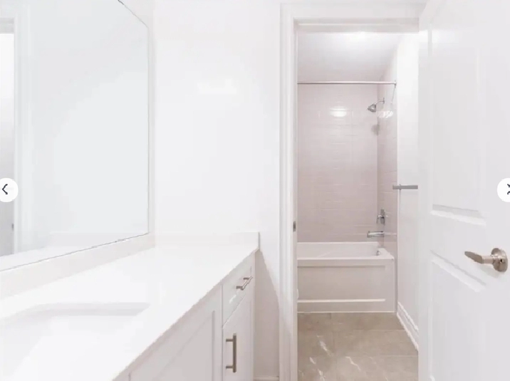 Room for rent in a Semi - Detached House
