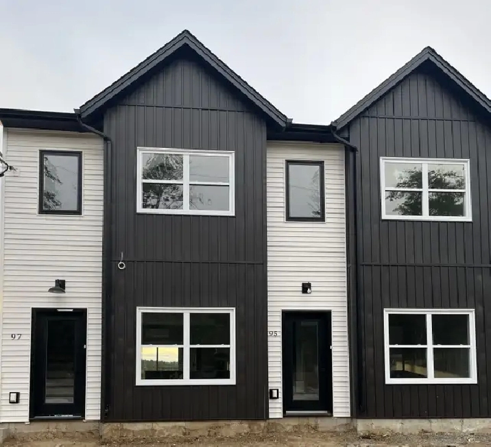 Rusticview Lane - 42 -2 Bedroom 1.5 Bathroom Apartment for Rent