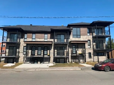 Appartement Grand 3 1/2 à louer Laval