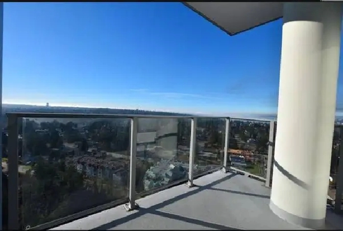 Luxury Corner Condo | 270° Views | 24th Floor | AC | Steps to Sk