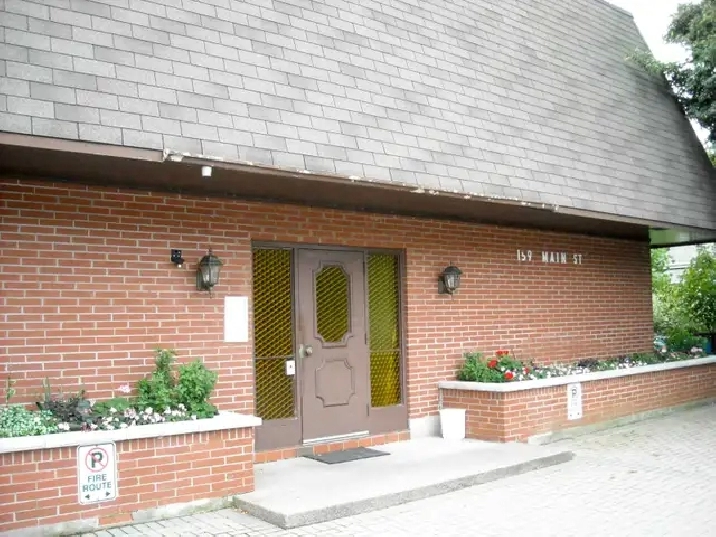 All Inclusive! Large 2BDRM, Pt. Dalhousie