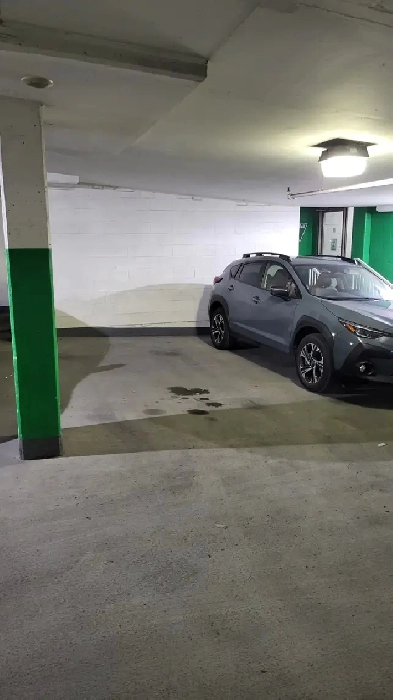 Underground Parking near Square One (City Hall/Celebration S...