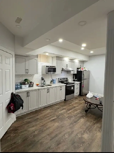 ONE BEDROOM BASEMENT FOR RENT (MAYFIELD & KENNEDY)