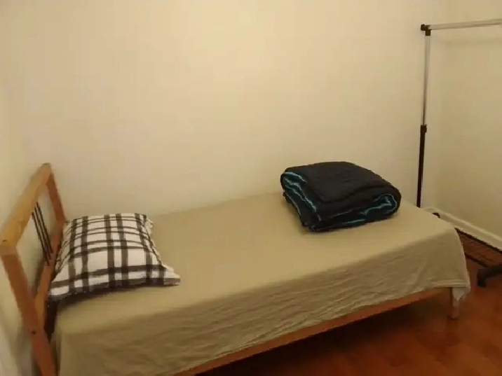 Private room for rent: $40 per night