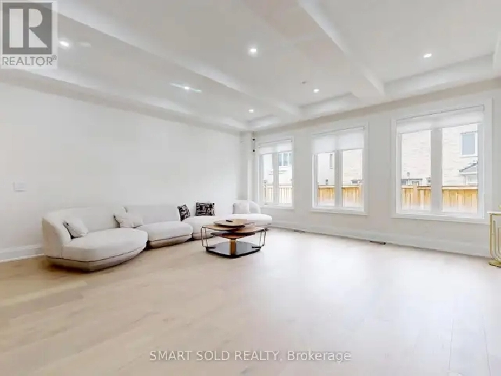 ✨ NEW LISTING : Prestigious Observatory Hill luxury home