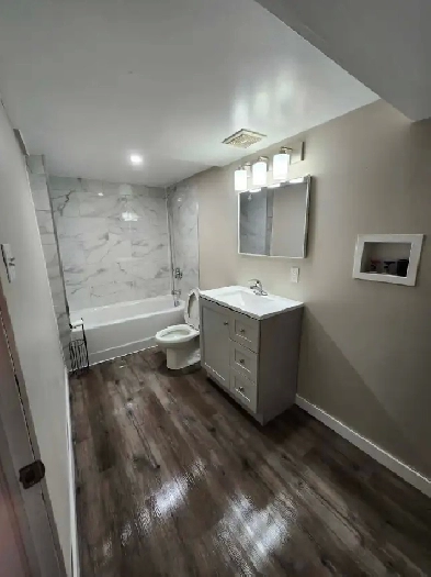 Recently Renovated 2 Bedroom Apartment
