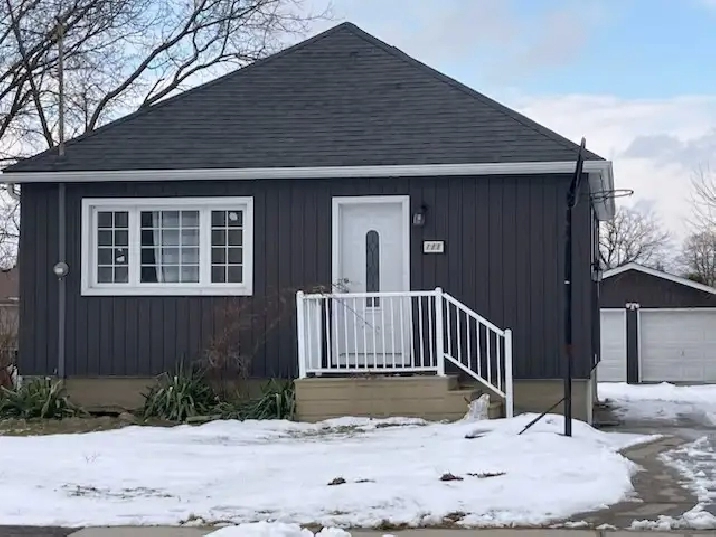 Large one bedroom apartment for rent on the mountain in Hamilton