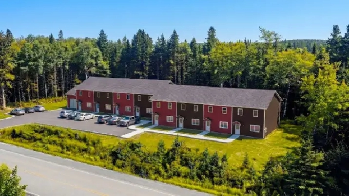 NOW LEASING: Brand New Townhouses at George's Shore!
