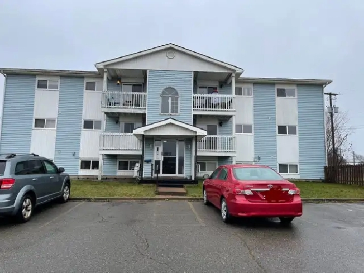 ONE/TWO BEDROOM APARTMENTS