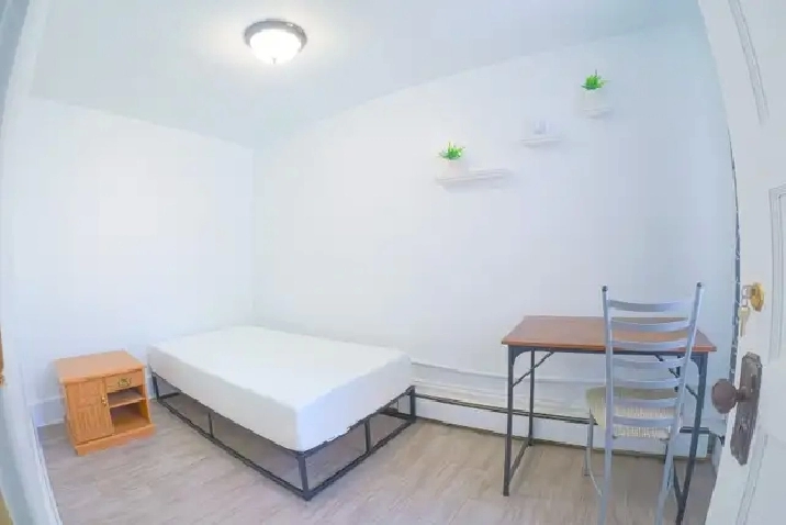 Clean & Quiet Bedroom – All Utilities Included (West)