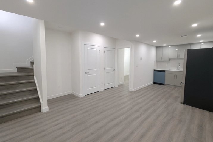 MODERN Legal Basement Suite for rent – Spruce Grove (Easton)