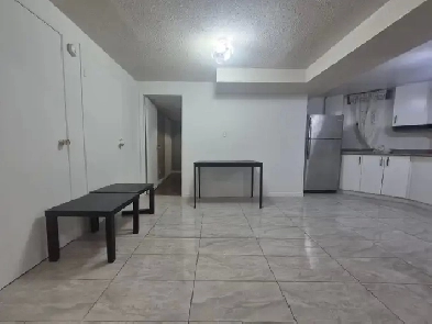 One bedroom basement apartment - Square One