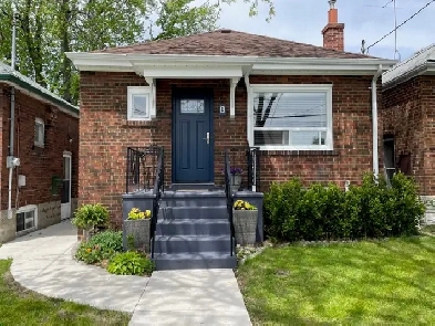 $2900 all-in / Main Flat / Junction / Runnymede / St. Clair
