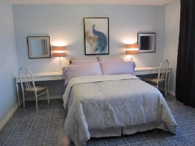 Why drive to work? Rent large room, 15 min walk to 3 Honda Plant