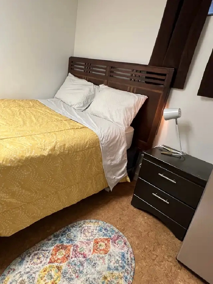 Provost Room for Rent