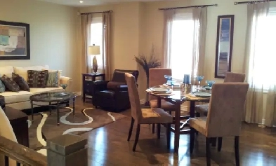 Townhouse - 3 Beds Office, 4 Baths, 2 Car Garage - Ottawa/Kanata