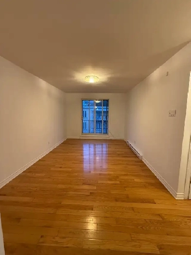4 1/2 À LOUER, APPARTEMENT IMPECCABLE