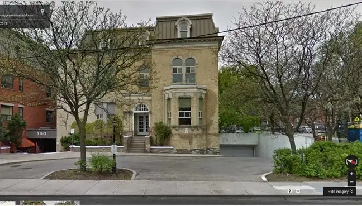 11 ft ceilings - Beautiful one bedroom condo In historical cond