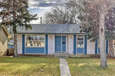 house for rent In Calgary - Upper level suite, 3 beds, 2 baths