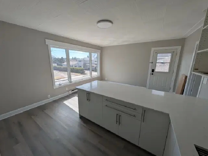 Water front 1 bedroom appartment for rent