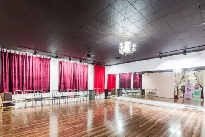 Espace Commerciale - Studio de Danse sur la Plaza
