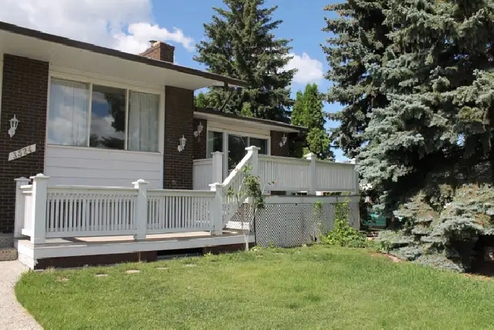 Room For Rent Close Century Park LRT Utility Included