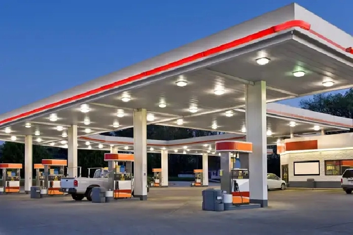 BRANDED GAS STATION FOR SALE 45 MINUTES FROM BRAMPTON