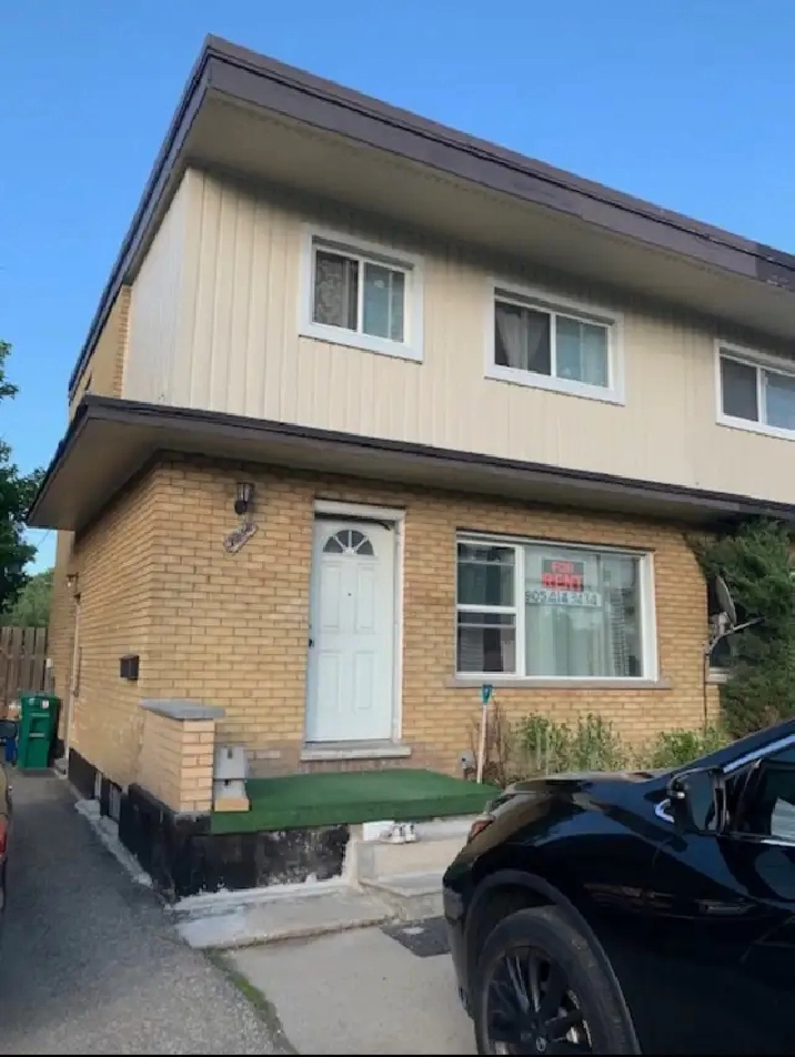 4 Bed 2 Bath House for Rent