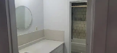 ELLIOT LAKE: 3 BR End Unit Townhouse