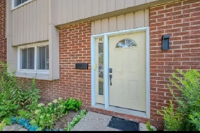 Female Students-Rooms Avail Near University of Waterloo Fall 26'
