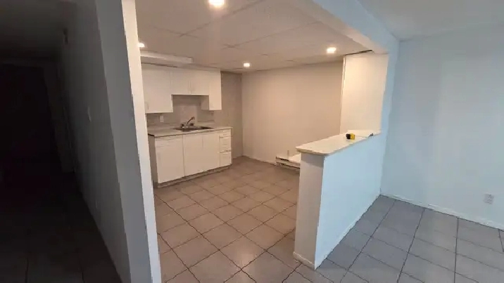 3½ sous-sol rénové situé dans le quartier Ahuntsic