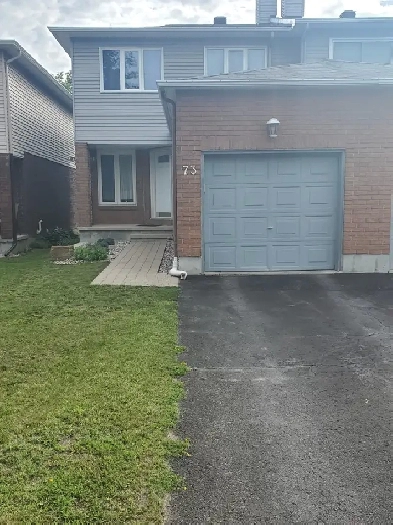 For rent: Large furnished room in updated home $950