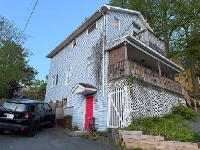 Three Bedroom House for Rent – 5 Newcastle Street, Dartmouth