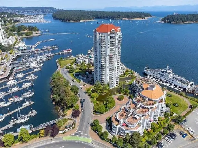 2 BR STUNNING OCEANSIDE CONDO - QUALITY, LONG TERM TENANCY - NOW
