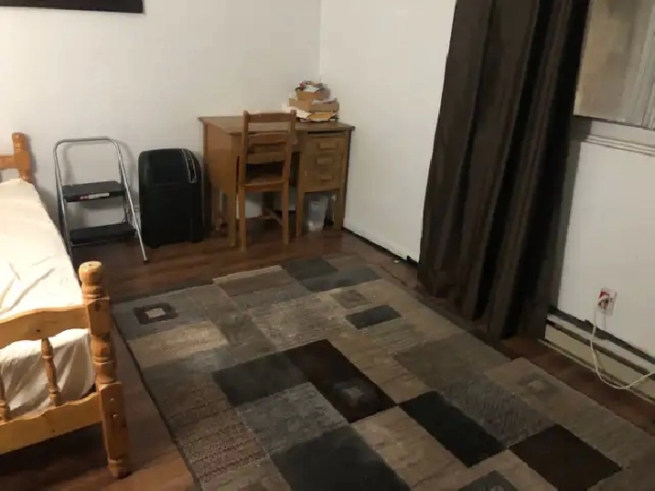 Room for Rent - Scarborough