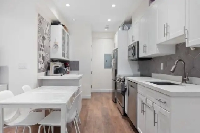 2-Bedroom Legal Suite - North Vancouver (Capilano)  $2,850/month