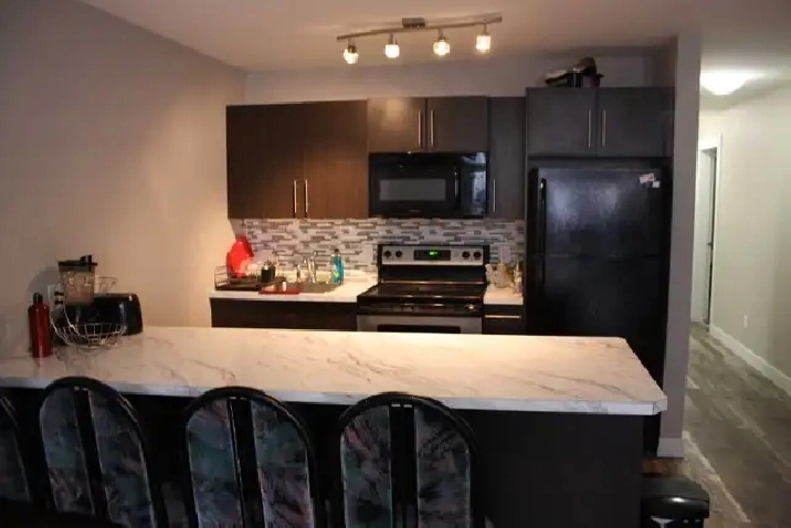 2 bedroom suite in Kelowna