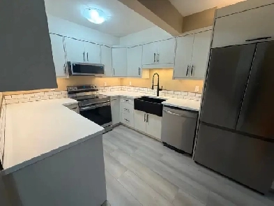 Newly Renovated 3 Bedroom Townhouse in Kimberley