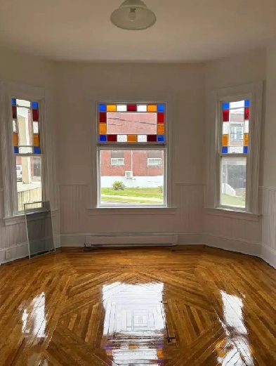 2 BDRM 1 Bath Apartment