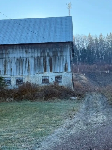 COMMERCIAL LAND & BARN FOR SALE – ATHOLVILLE, NB