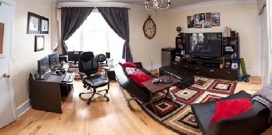 1 Bedroom Apartment Downtown, Text to View, No Pets