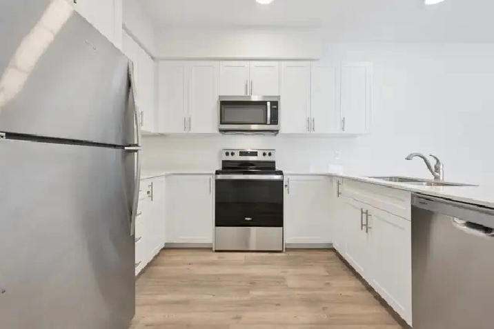 4 Bedroom Unit Available July 1