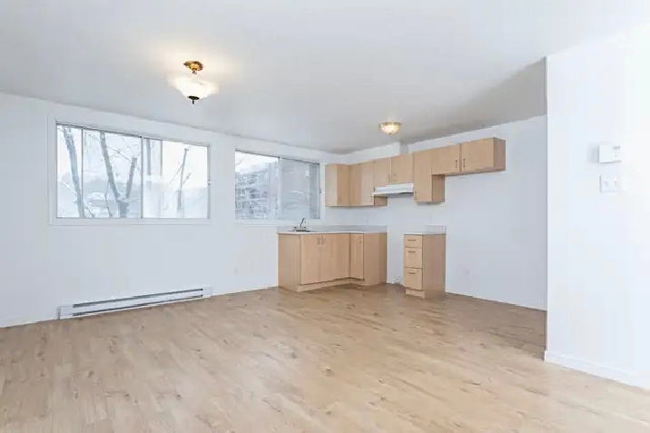 Studio à Louer | Studio for Rent | Sherbrooke