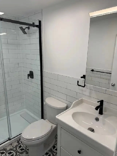 Studio 2 1/2 Laval style loft rénové
