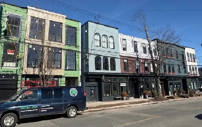 26-028 Modern bachelor units in the North End