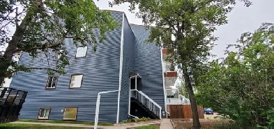 Cat Friendly Walk-Out Suite ONE BED CONDO!
