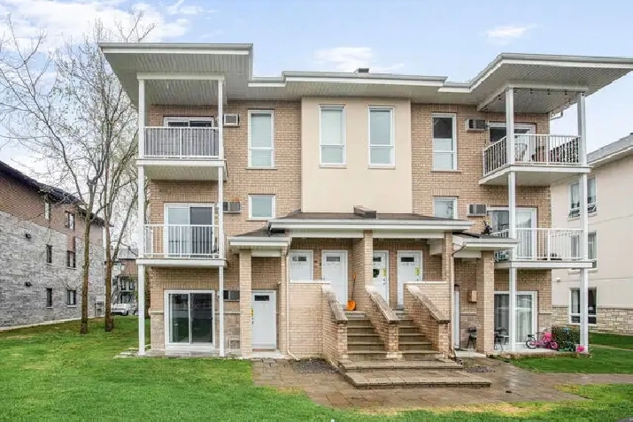 Superbe Condo 2 Chambres à Louer – 82 rue Britannia, Aylmer