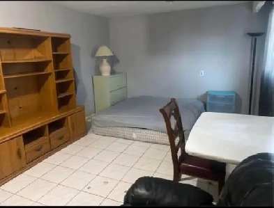 Room Available Near Sheridan