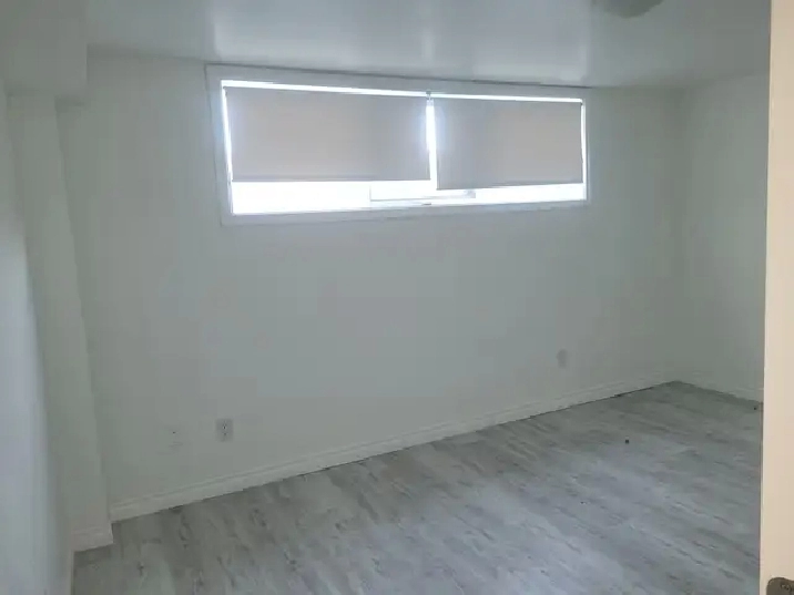 Bedroom for rent (July 1st)